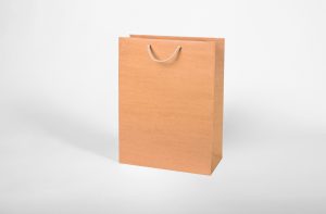 brązowa pojemna torba z papieru